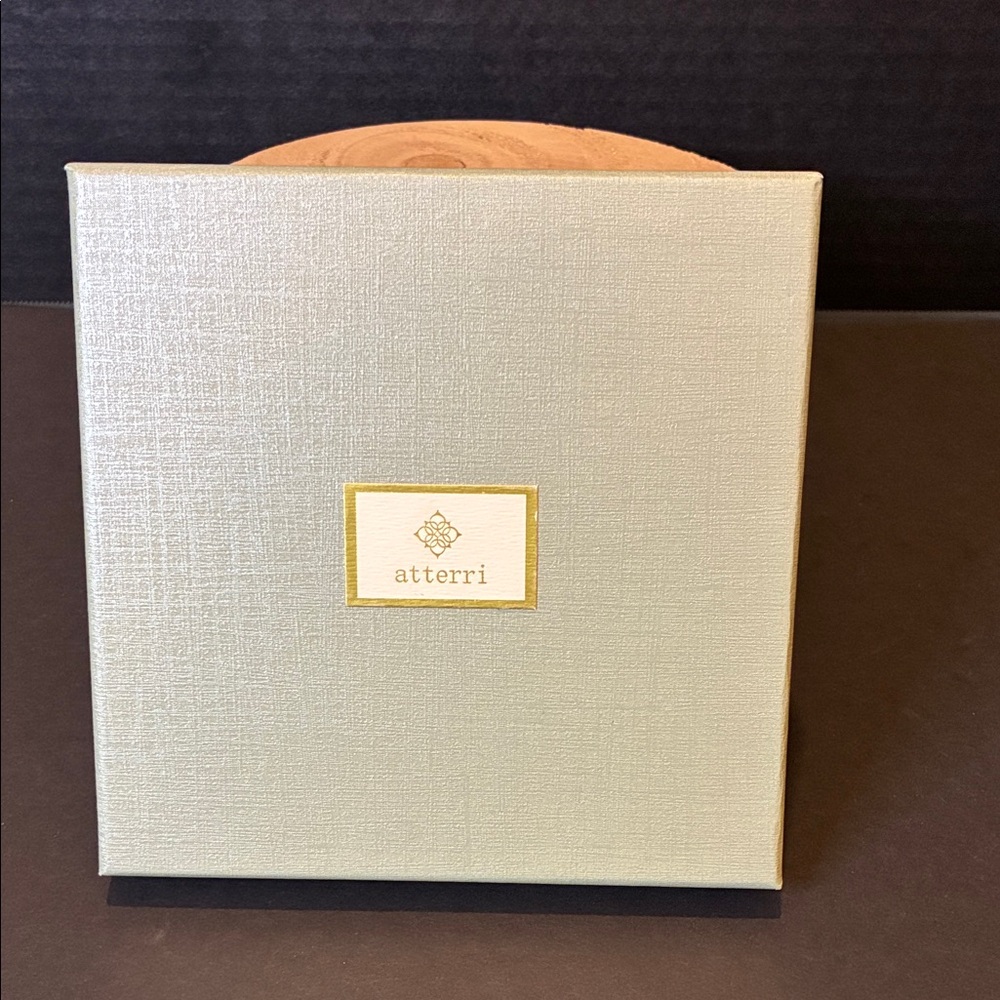 Atterri Nautical Gold Charm Necklace with Fish 🐟 and Shells 🐚 with Leather Strap - Picture 4 of 4